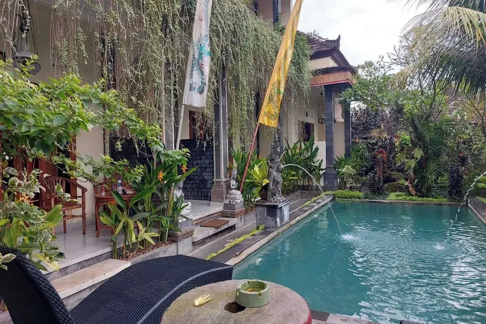 Super OYO Capital O  Pondok Ayu Homestay