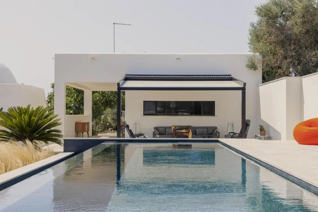 New Villa Aspri with Infinity Pool 1km from the sea