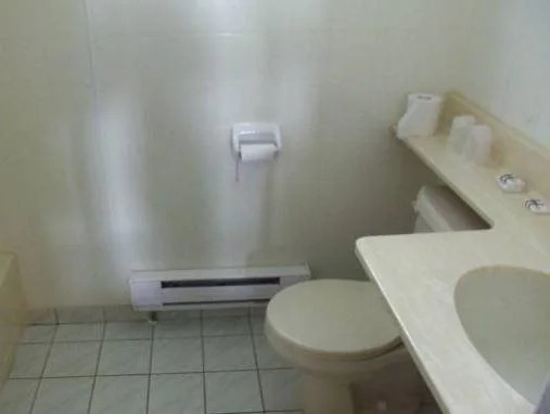 Advantage Inn