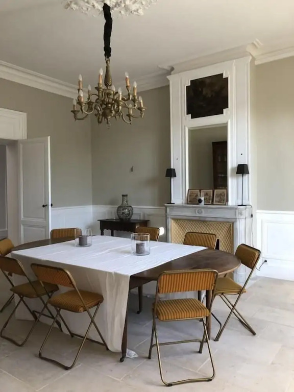 Château Bernon Gite 15 Personnes - piscine et SPA