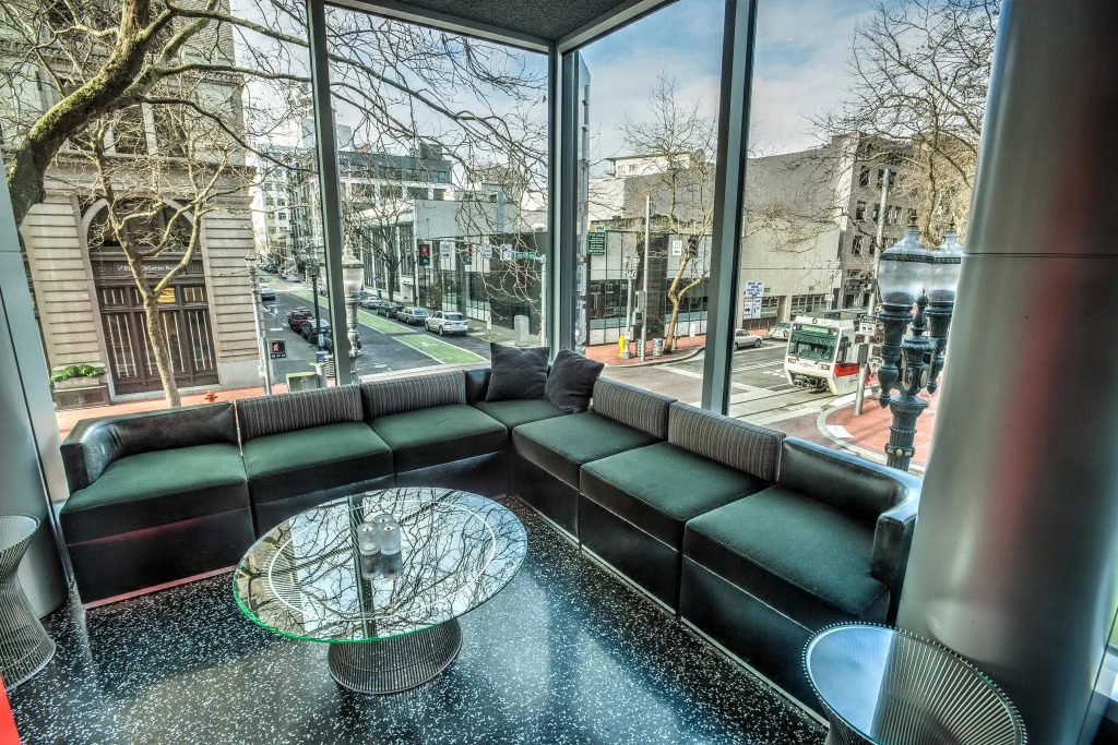 Courtyard by Marriott Portland City Center