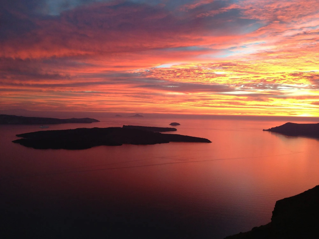 Iconic Santorini, a Boutique Cave Hotel by Sandglass