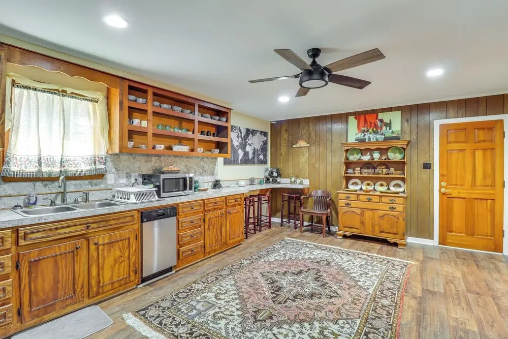 2 Mi to Dtwn Natchez: Cozy Home w/ Yard & Patio!