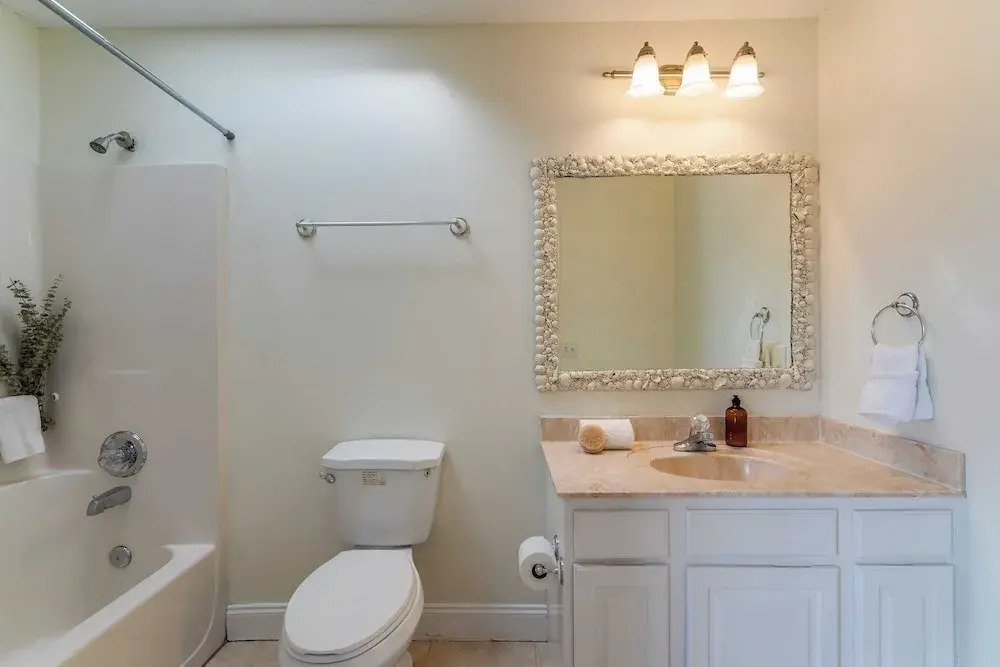 Destin Group Getaway Hot Tub, Pool, Ping Pong 2 Blocks to Beach Seacrest