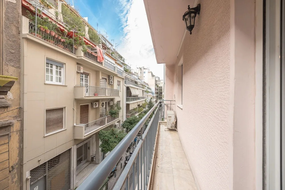 New Syntagma Urban Apartment