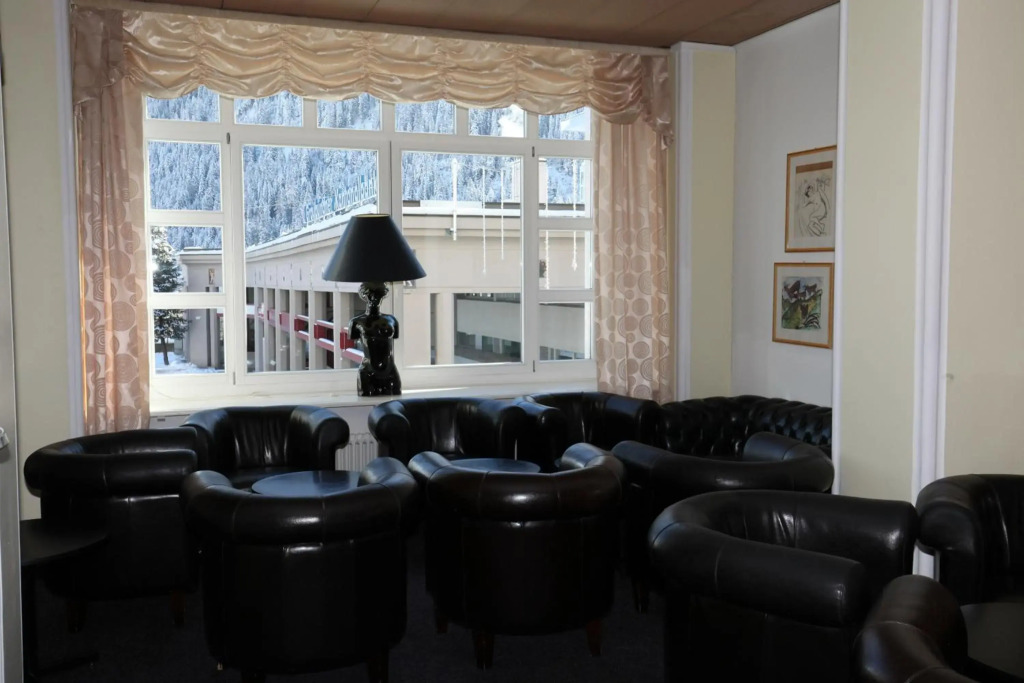New renovated apartment in center of Davos