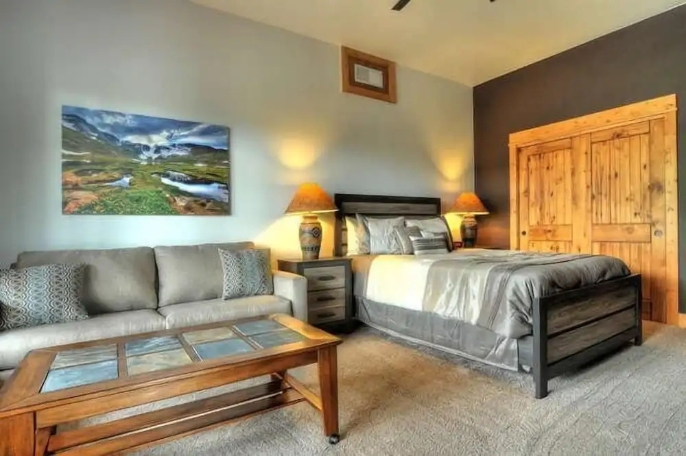 River Time 1 Bedroom Holiday Home By Pinon Vacation Rentals