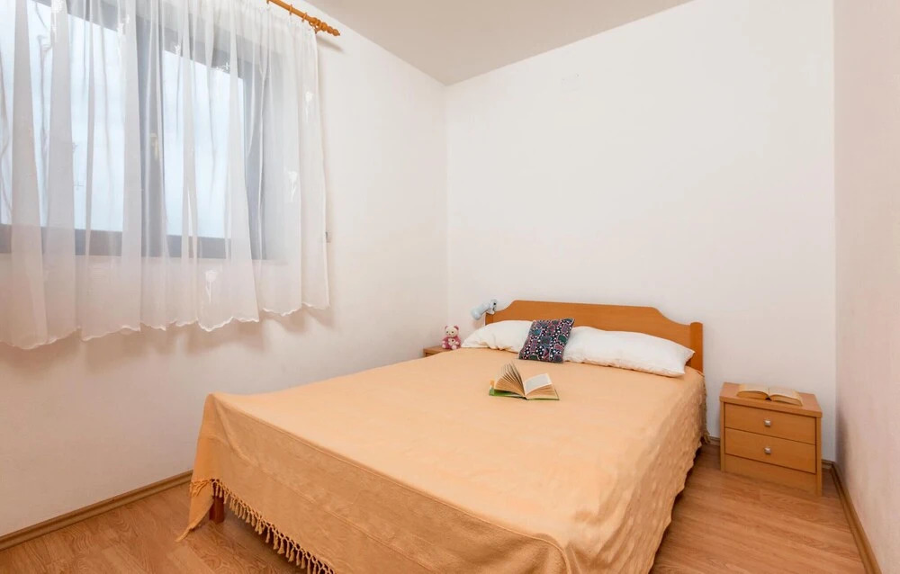 Stunning Home in Peroj With Wifi and 3 Bedrooms