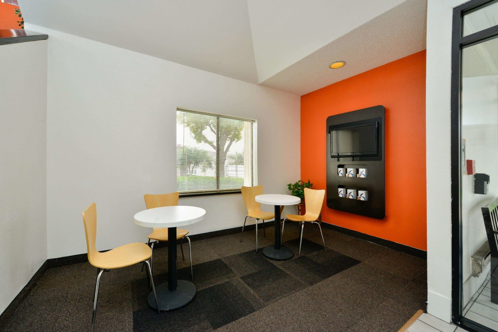 Motel 6-Plano, TX - West - Frisco