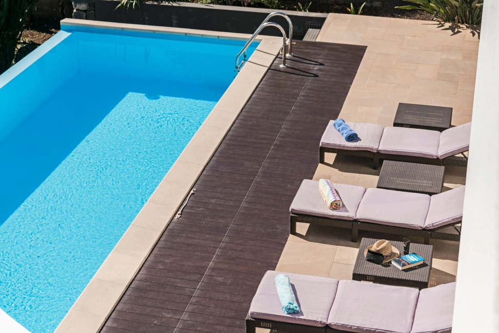 Contemporary villa, heated infinity pool, sea-views | Designhouse