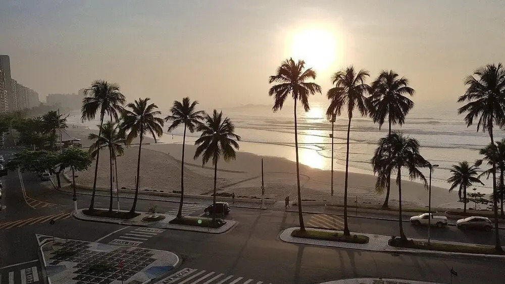 Apto pé na areia na Praia Pitangueiras