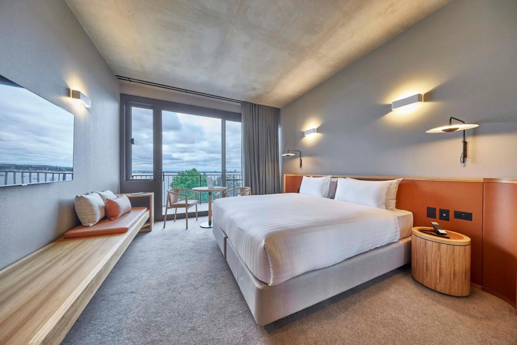 Wonil Hotel Perth - Handwritten Collection