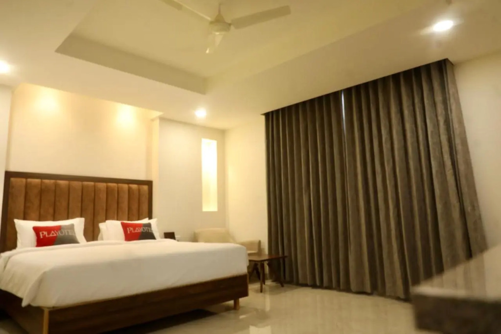 Playotel Premier Guna