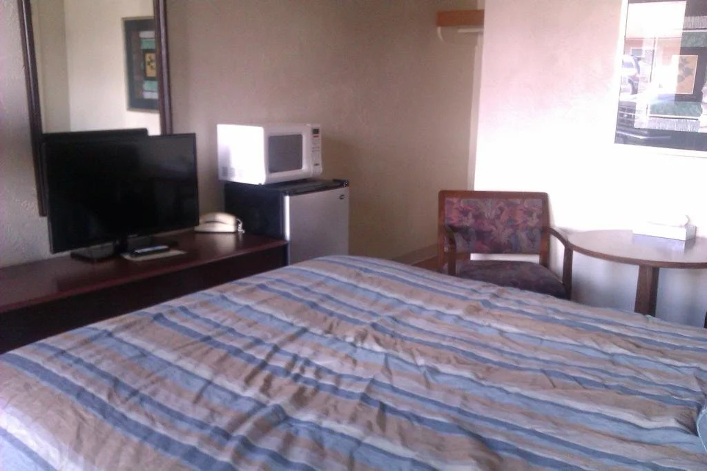 Fir Grove Motel