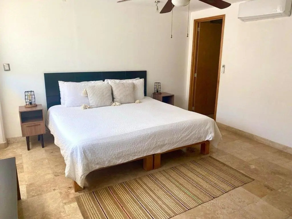 2 Floor Apartment, Pool View, 50 Meters To The Sea