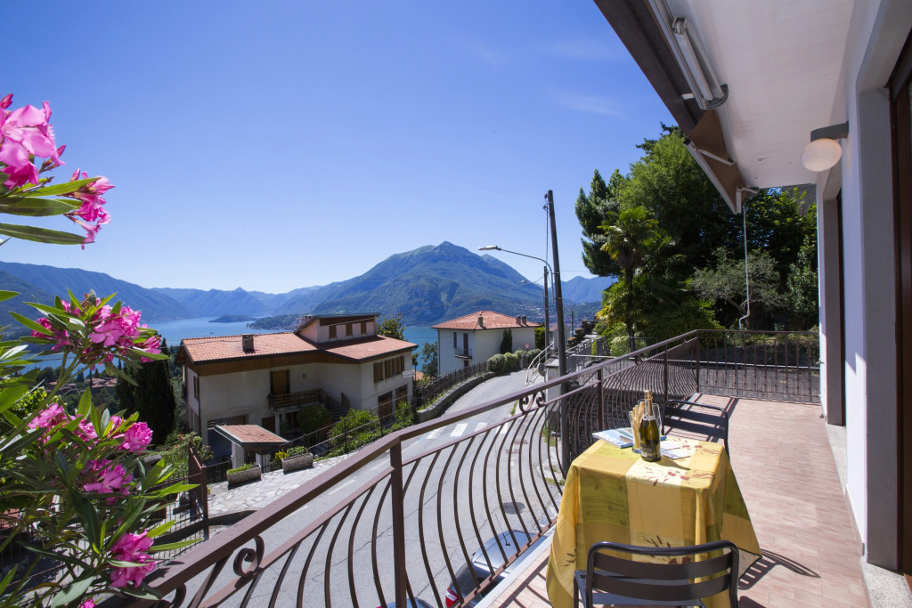 Vista su Perledo