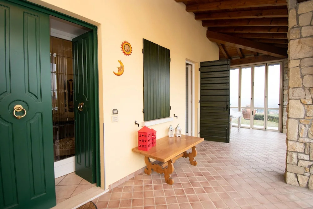 Villa Jole