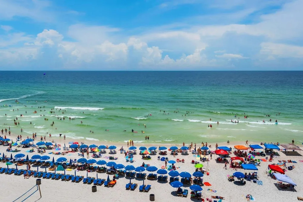 604 Majestic Beach Tower I