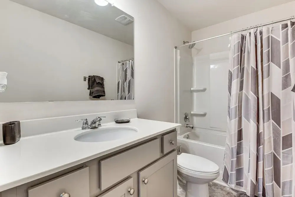Near Atl! Spacious Townhome w/ Patio & WFH Setup