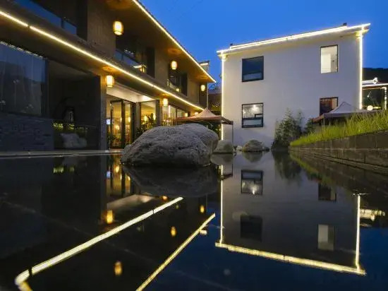 Wuxi Dayin Mountain Residence Garden Homestay
