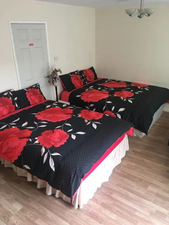 Martindale Holiday Home
