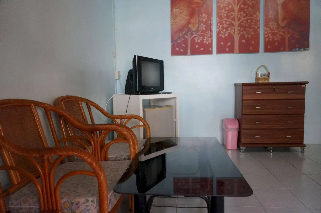 Royal Beach Guest House