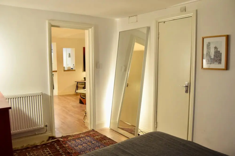 Spacious 1 Bedroom Flat Near King's Cross