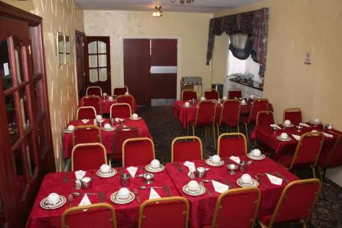 Alviston Hotel
