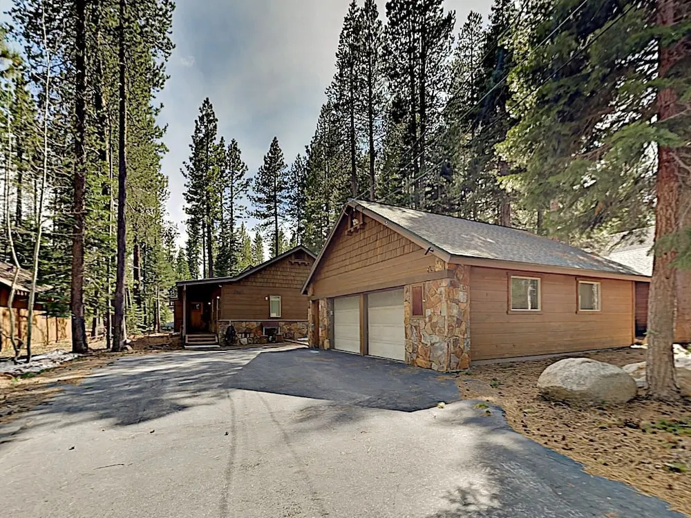 Tahoe Donner Gem - 4 Br Home