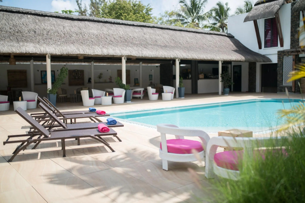 Toparadis Guest House