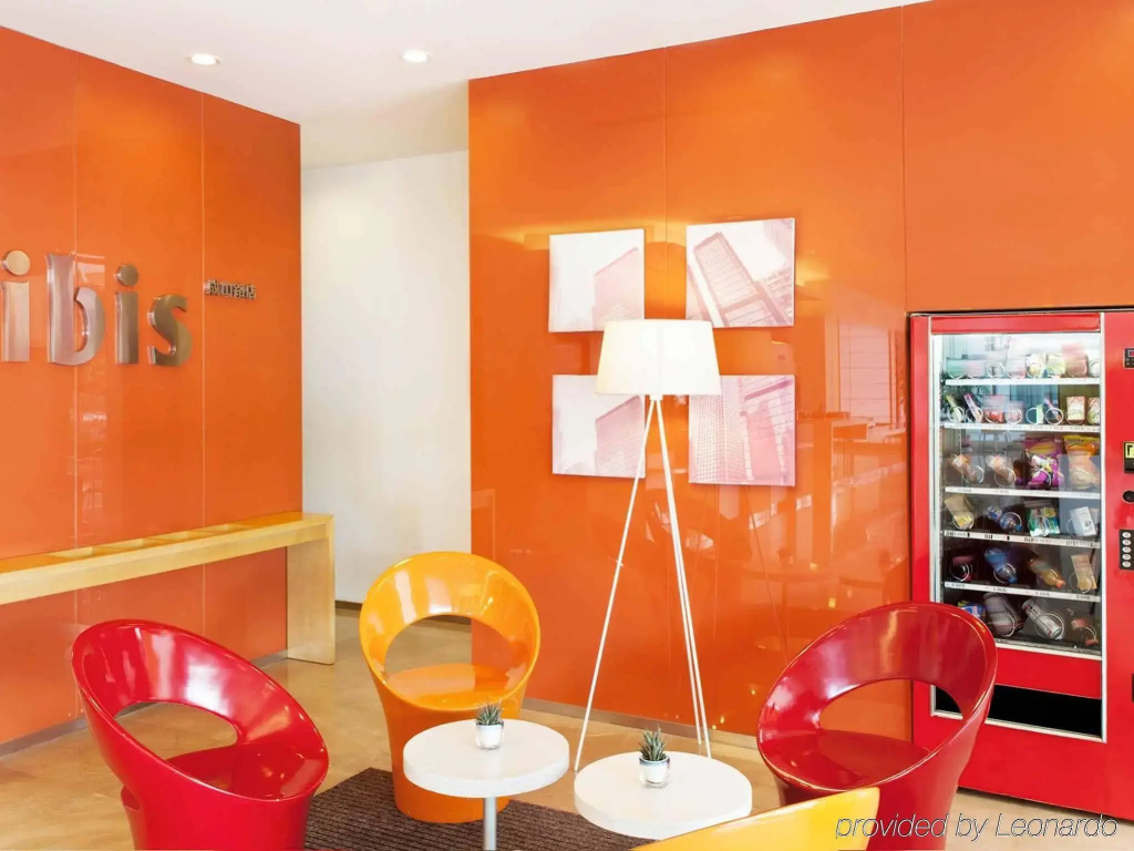 ibis Shanghai Chengshan Road Hotel