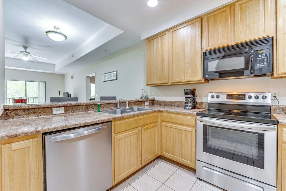 2 Mi to Animal Kingdom: Kissimmee Resort Condo!