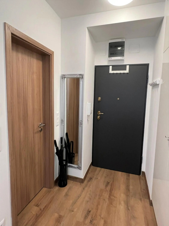Luxury 5 Star Studio in the City Center with Pool