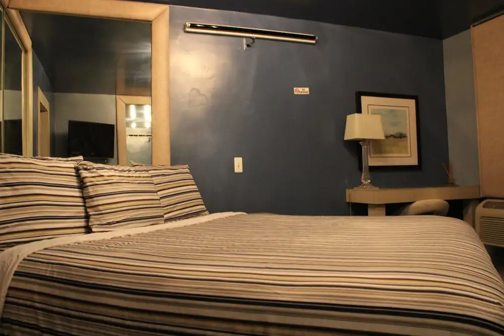 Royal Budget Inn