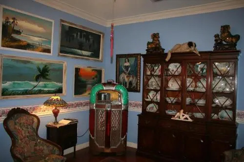 Heron Cay Lakeview Bed & Breakfast