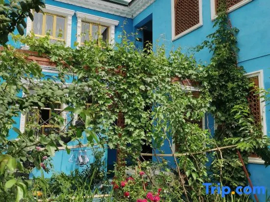 Yijing Farmhouse