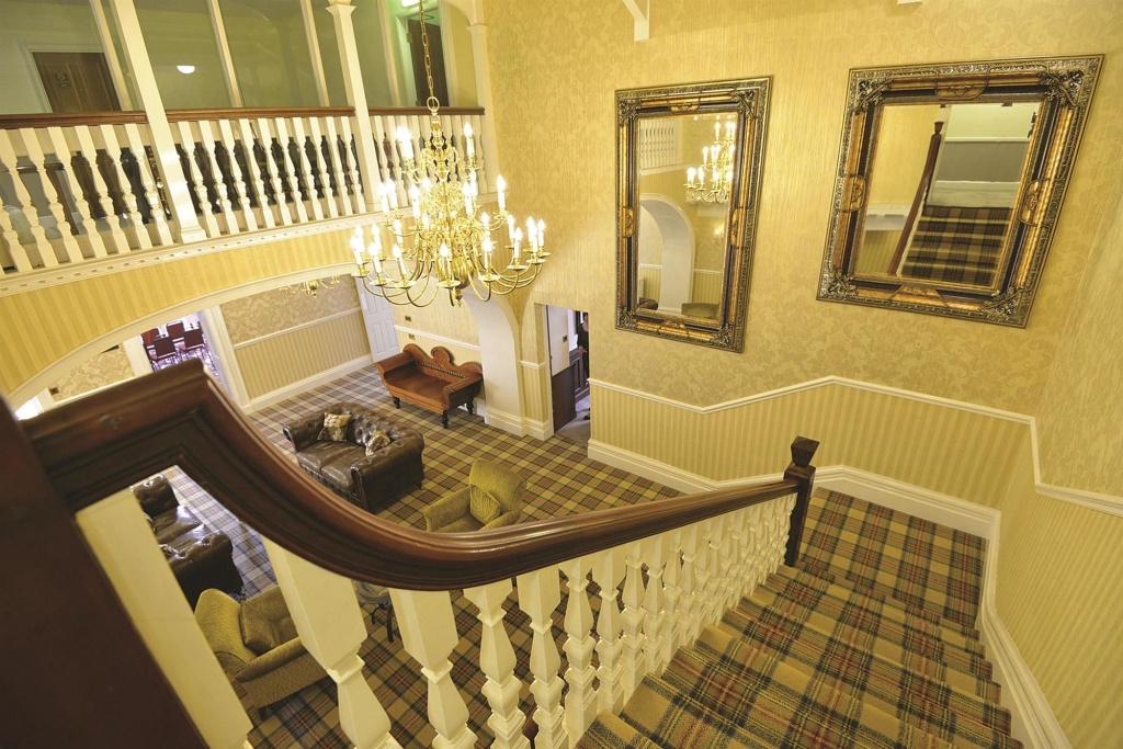 Lakes Hotel & Spa
