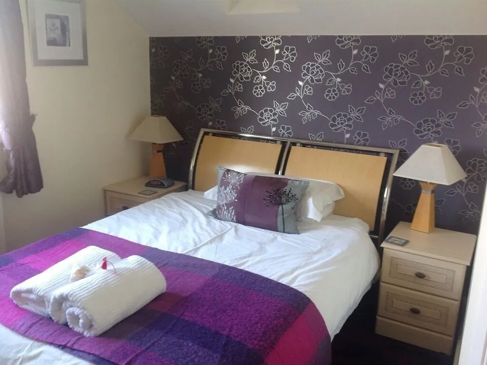 Silverstone Guest House