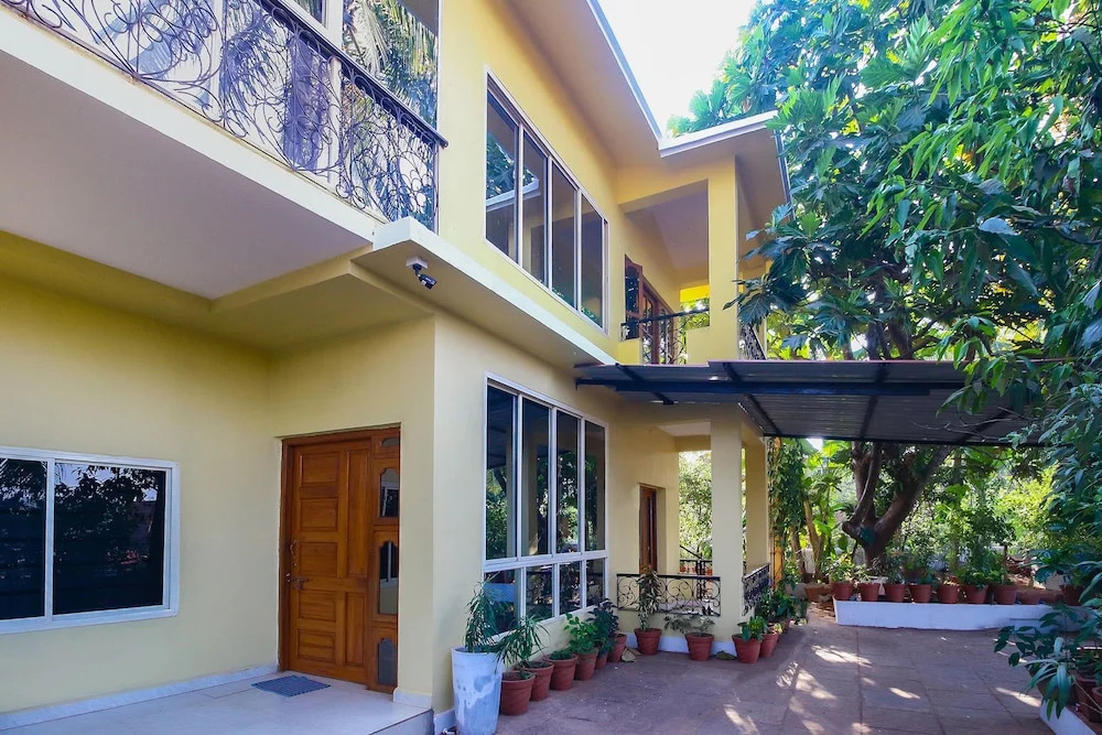 OYO 24892 Home Spacious 3BHK Anjuna