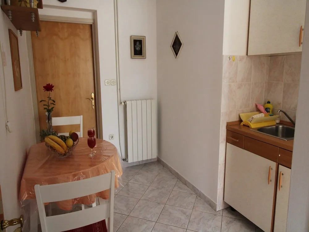 Apartment for two person near the sea and city center