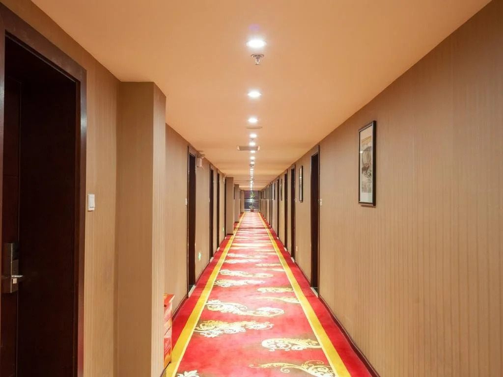 Freedom Business Hotel Yichang Wanda Plaza
