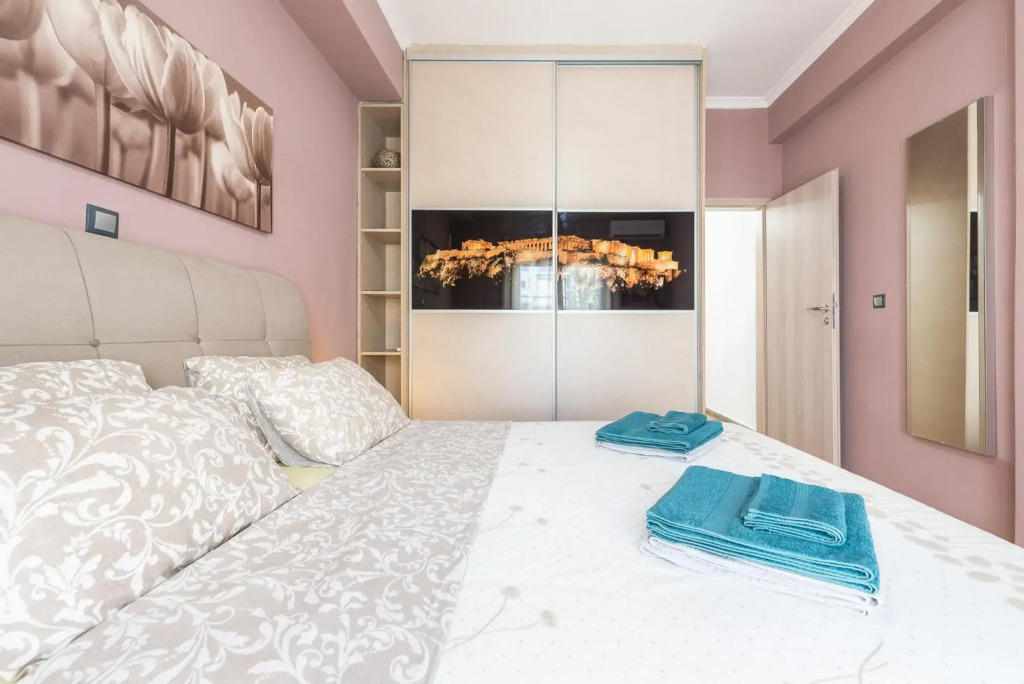 EN Suites Stylish & Comfort Stay near Acropolis