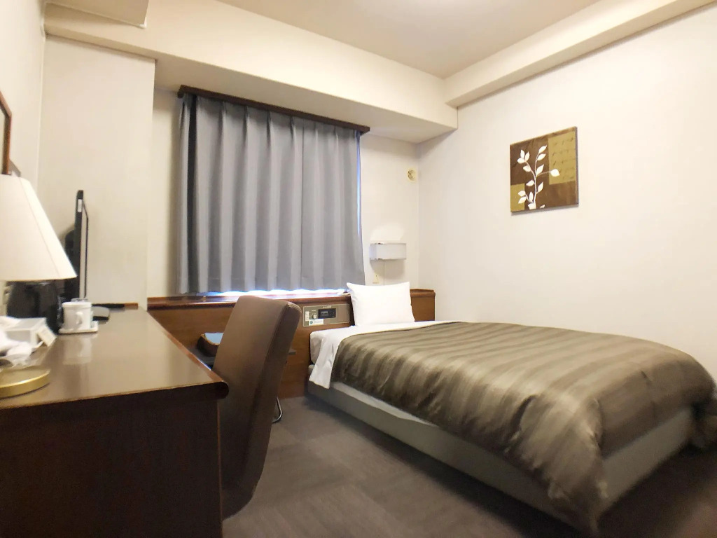 Hotel Route-Inn Ueda -Kokudou 18 Gou