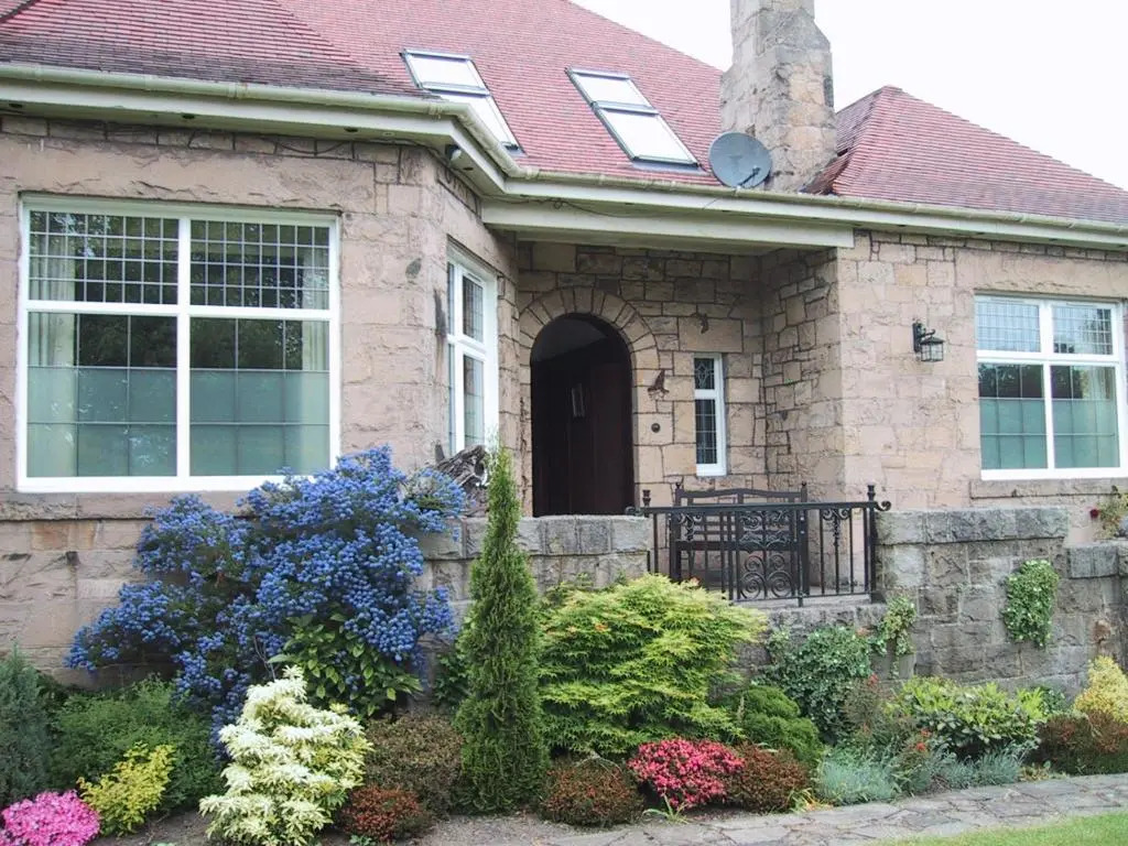 The Cairn Residence