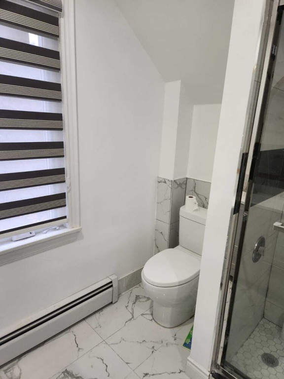 Room in Guest Room - Serene Retreat in Brampton - Private Room With City Views
