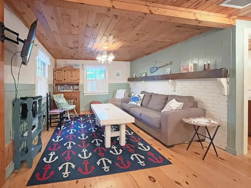 Dewey Cottage