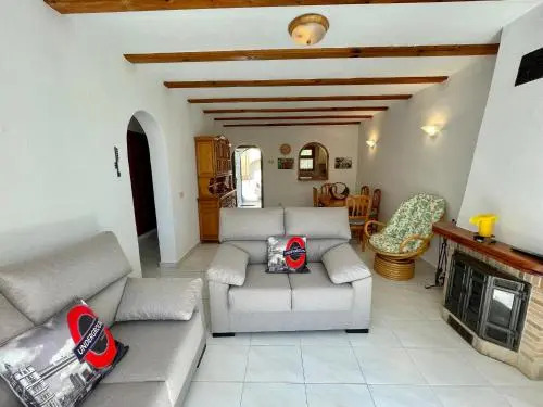 Bungalow Mar W1B02