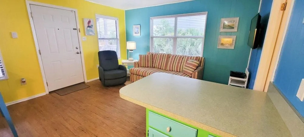 Sea & Sun 106 by Gold Star Vacation Rentals