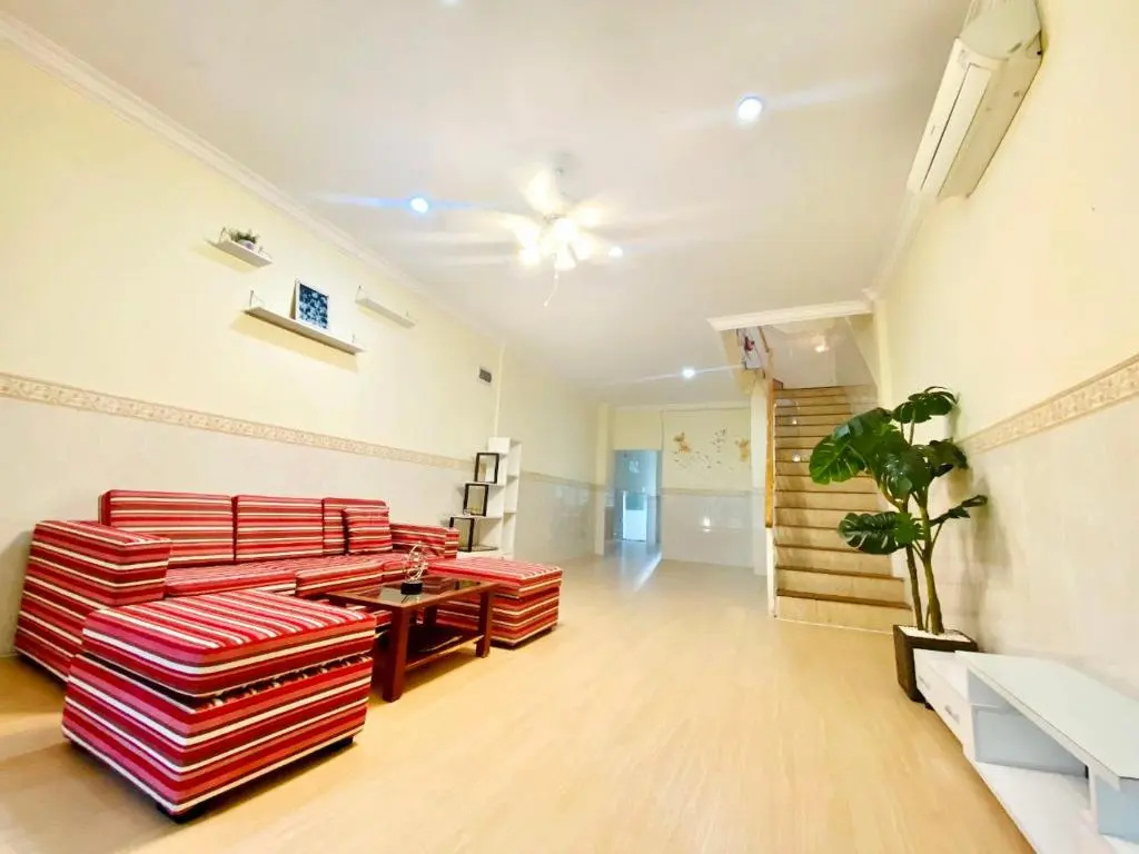 Yana House Phnom Penh