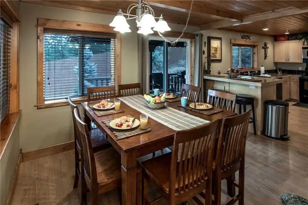 Los Nation - Four Bedroom Cabin